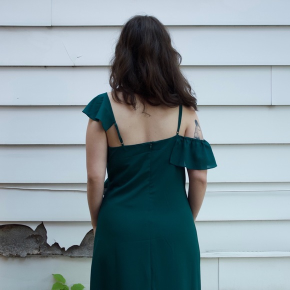 NWOT Emerald Ruffled Dress - Picture 3 of 5